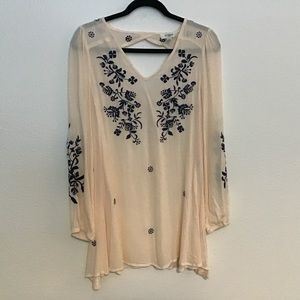 Umgee Embroidered Tunic Top
